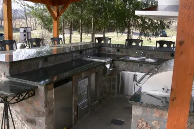 outdoor-kitchens