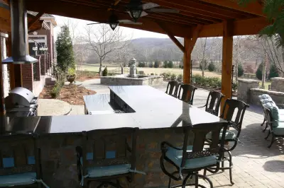 outdoor-kitchens